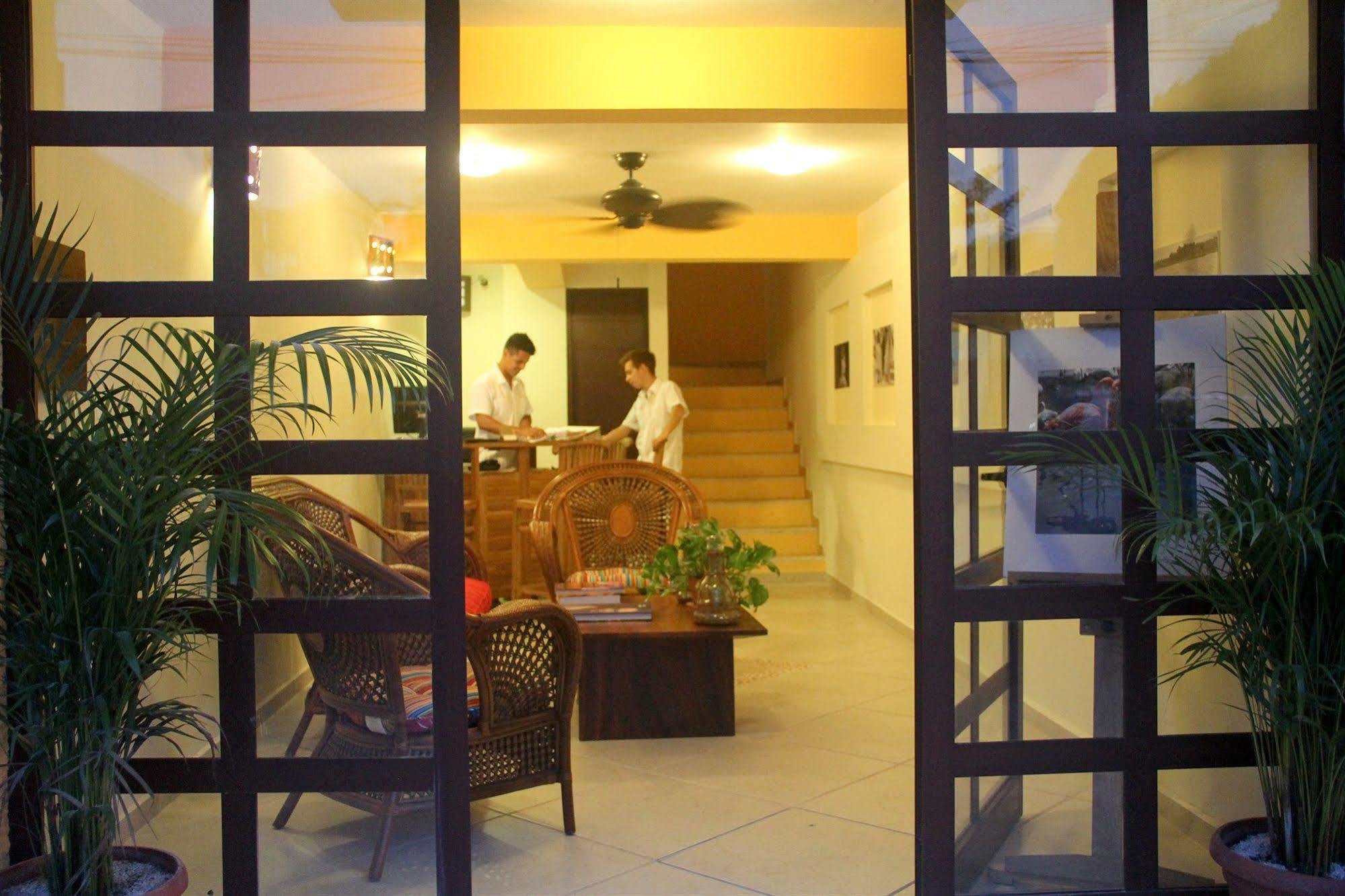 La Galeria By Bunik Hotel Playa del Carmen Ngoại thất bức ảnh